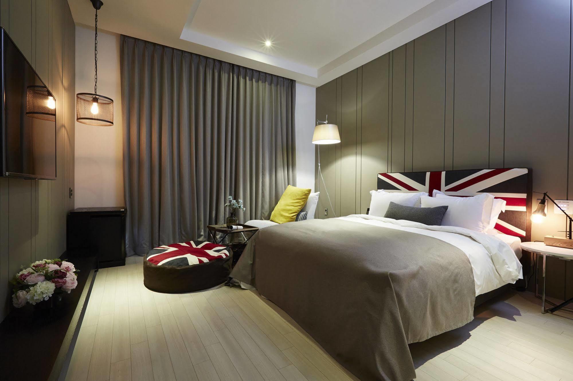 Chungbuk Inno City Namoo Hotel Eumseong Екстер'єр фото