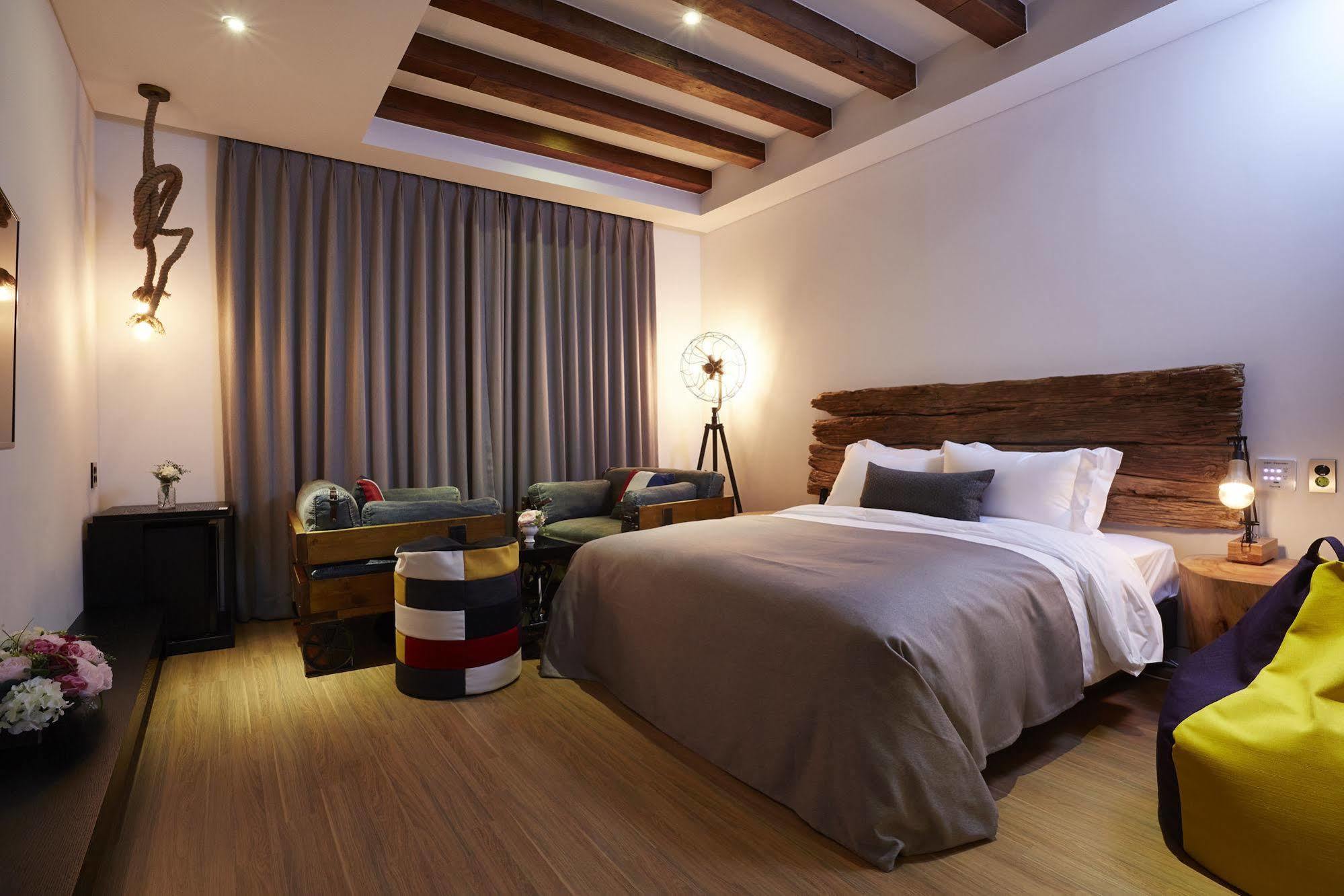 Chungbuk Inno City Namoo Hotel Eumseong Екстер'єр фото