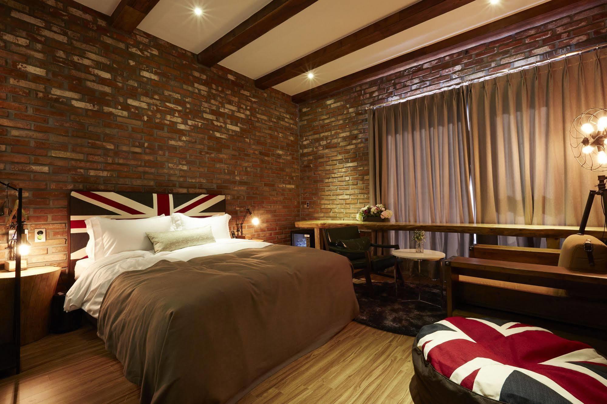 Chungbuk Inno City Namoo Hotel Eumseong Екстер'єр фото